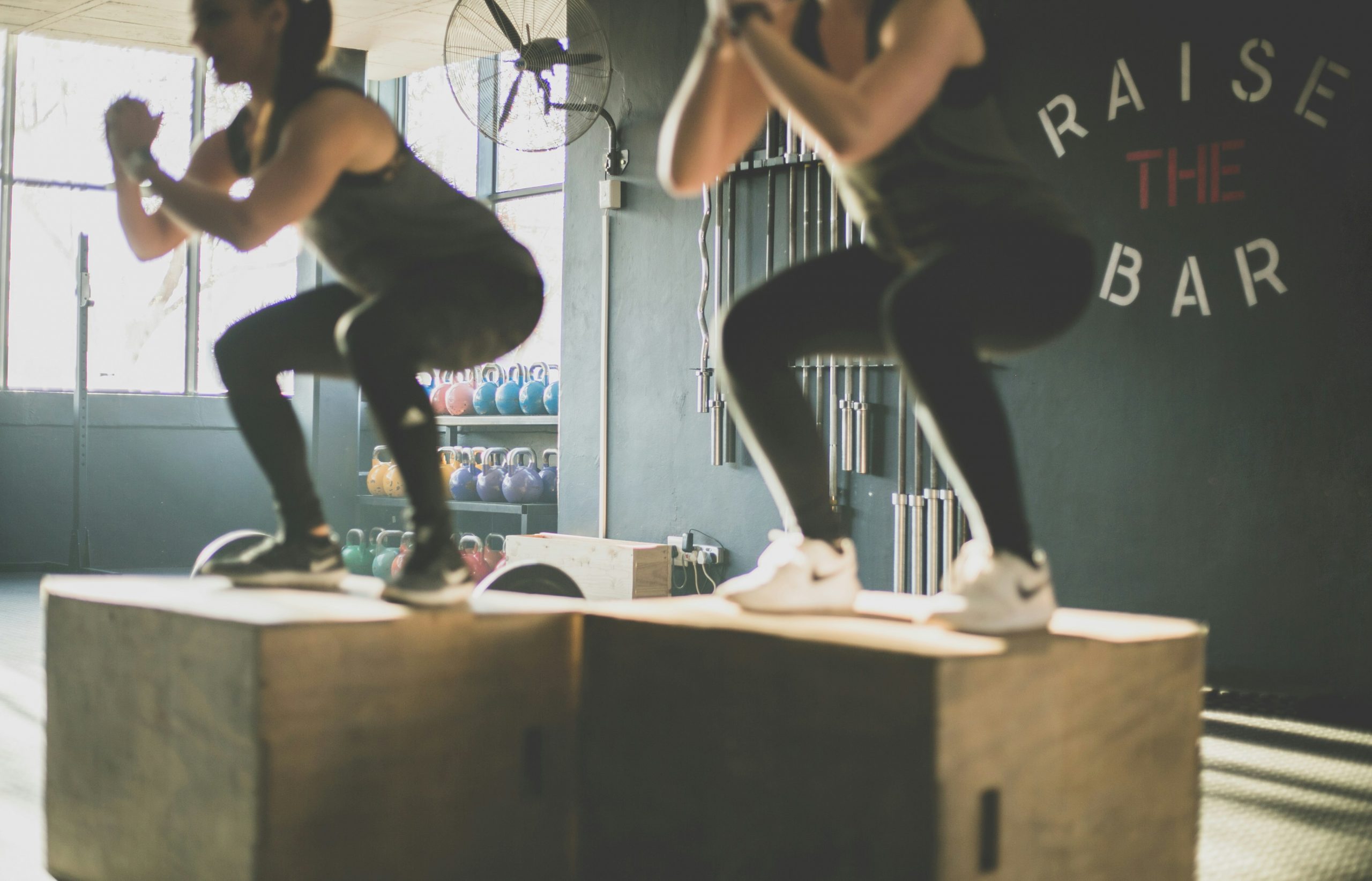 beneficios del ejercicio y cómo superar la vergüenza de empezar en el gimnasio
