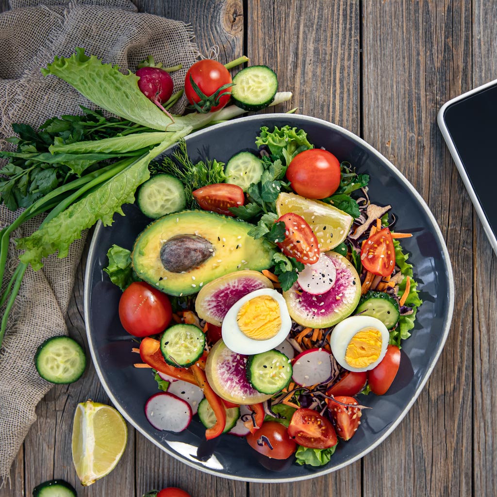 De "estar a dieta" a aprender a comer: el cambio de mentalidad que lo transforma todo